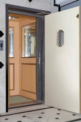 Passenger Elevator (Manual Door)